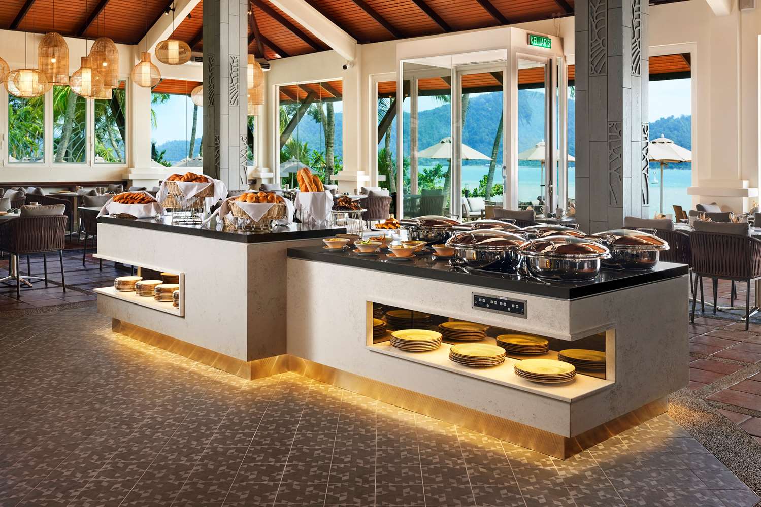 DoubleTree by Hilton Damai Laut Resort 8/29