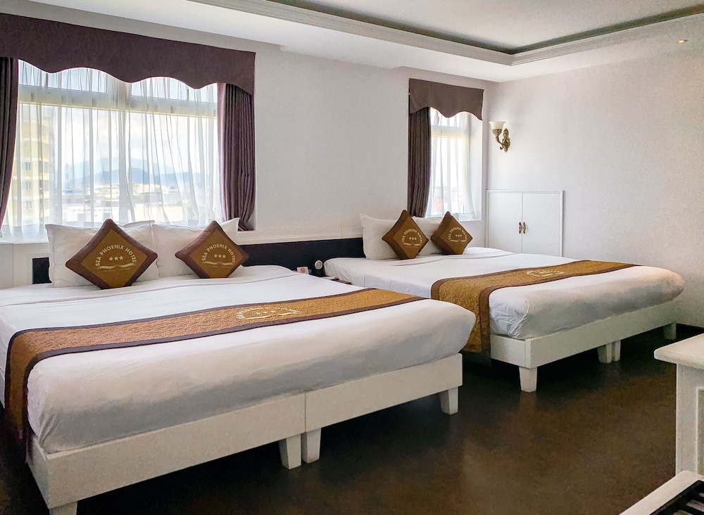 SEA PHOENIX HOTEL 20/76