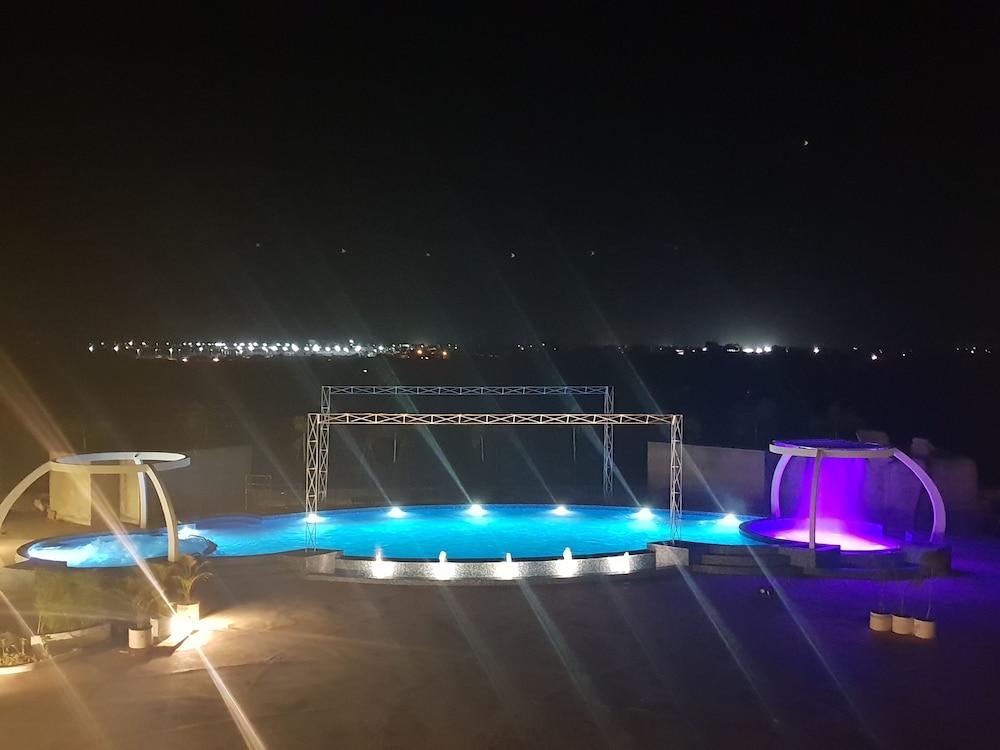 Hotel Mittal Avenue 15/22
