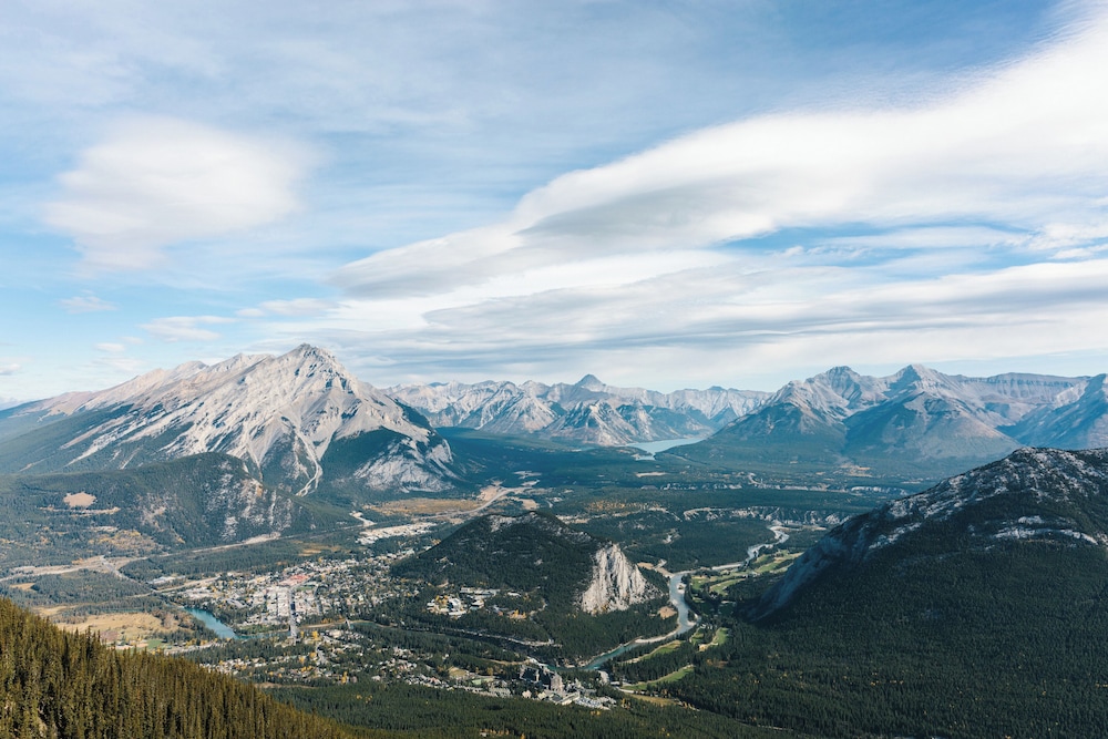 The Rimrock Resort Hotel Banff 67/71