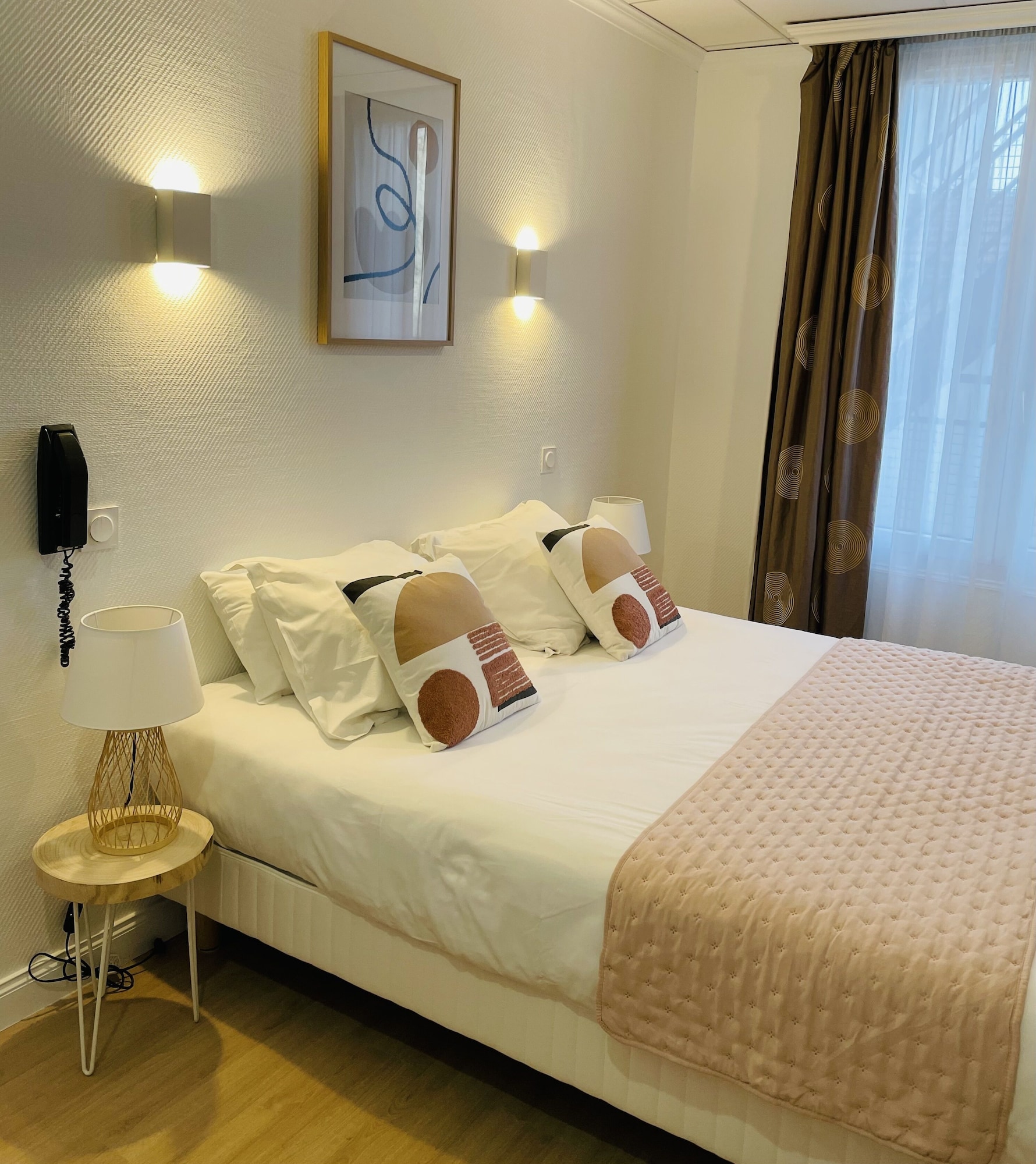 STANDARD, DOUBLE BED