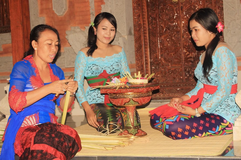 Adi Jaya Cottages 7/50