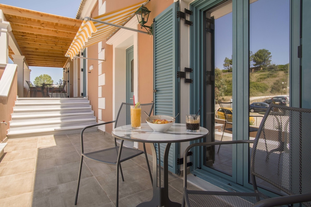 Armeno Resort 36/49
