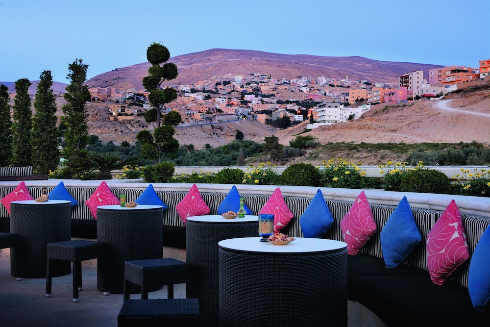 MOVENPICK RESORT PETRA 71/77