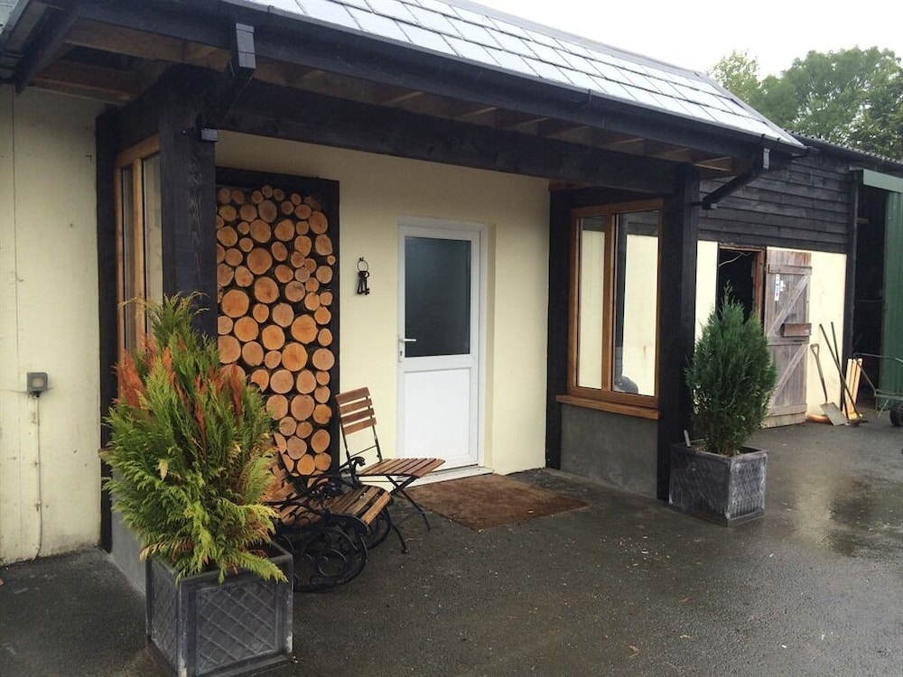 Barton Gate Farm Guesthouse 3/50