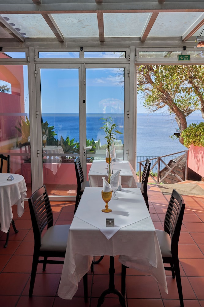 Inn & Art Madeira 48/67