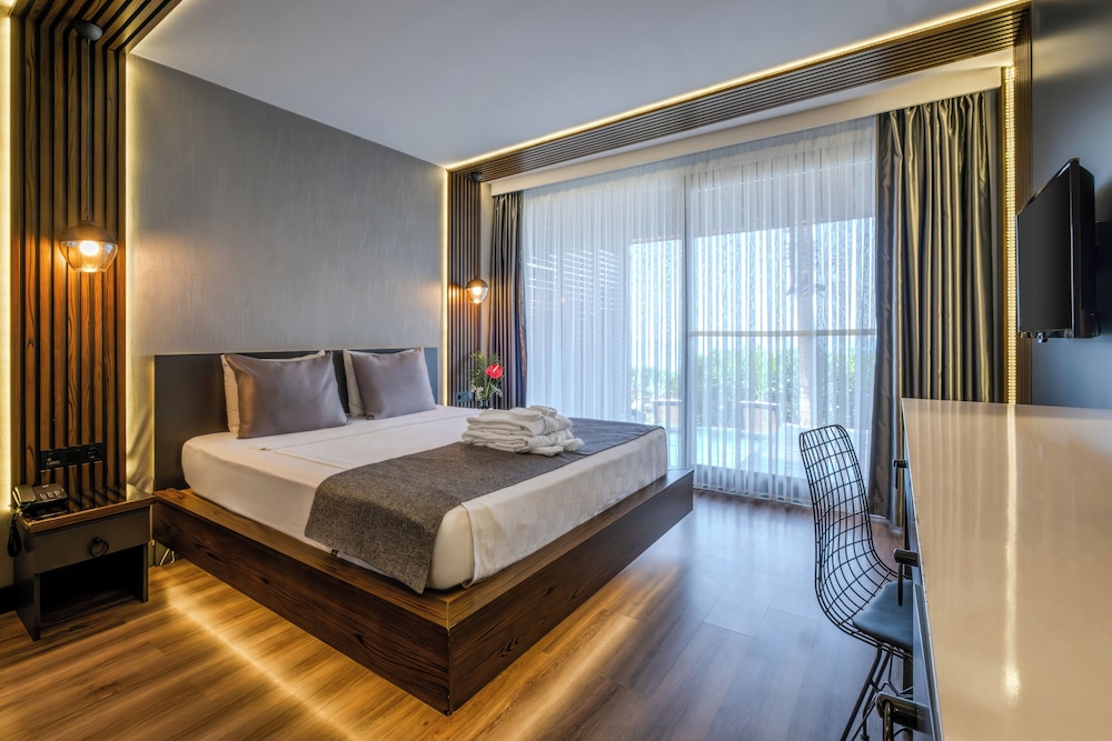 Adora Calma Beach Hotel - Adults Only 14/50