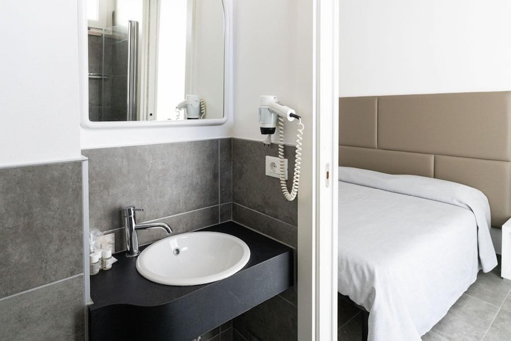 Hotel Eugenio 26/31