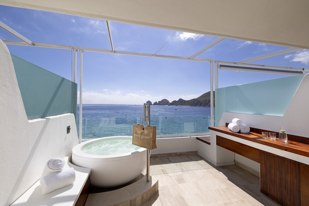Extra Me, Junior Suite, King Bed, Beach Front, Hot Tub، ME Cabo - Adults only 3/3