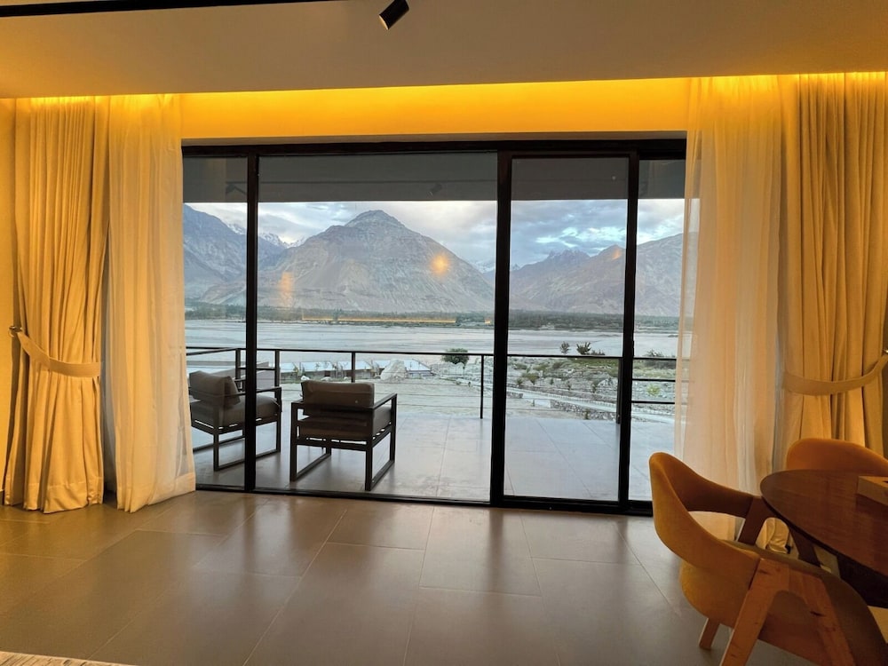 Himmel Skardu by Luxus 48/68
