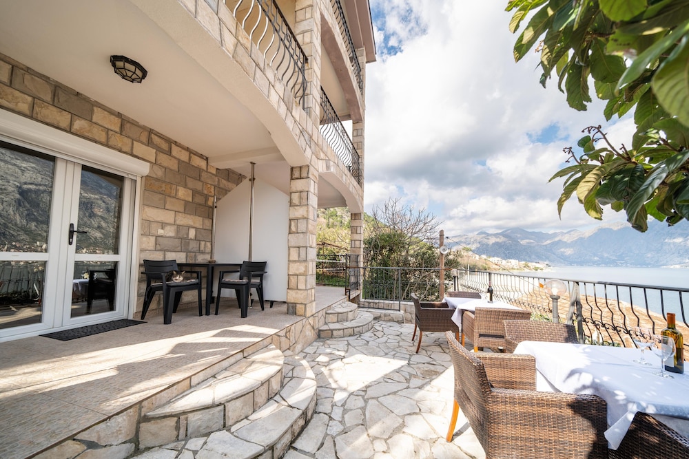 Apartments Vukovic 20/50