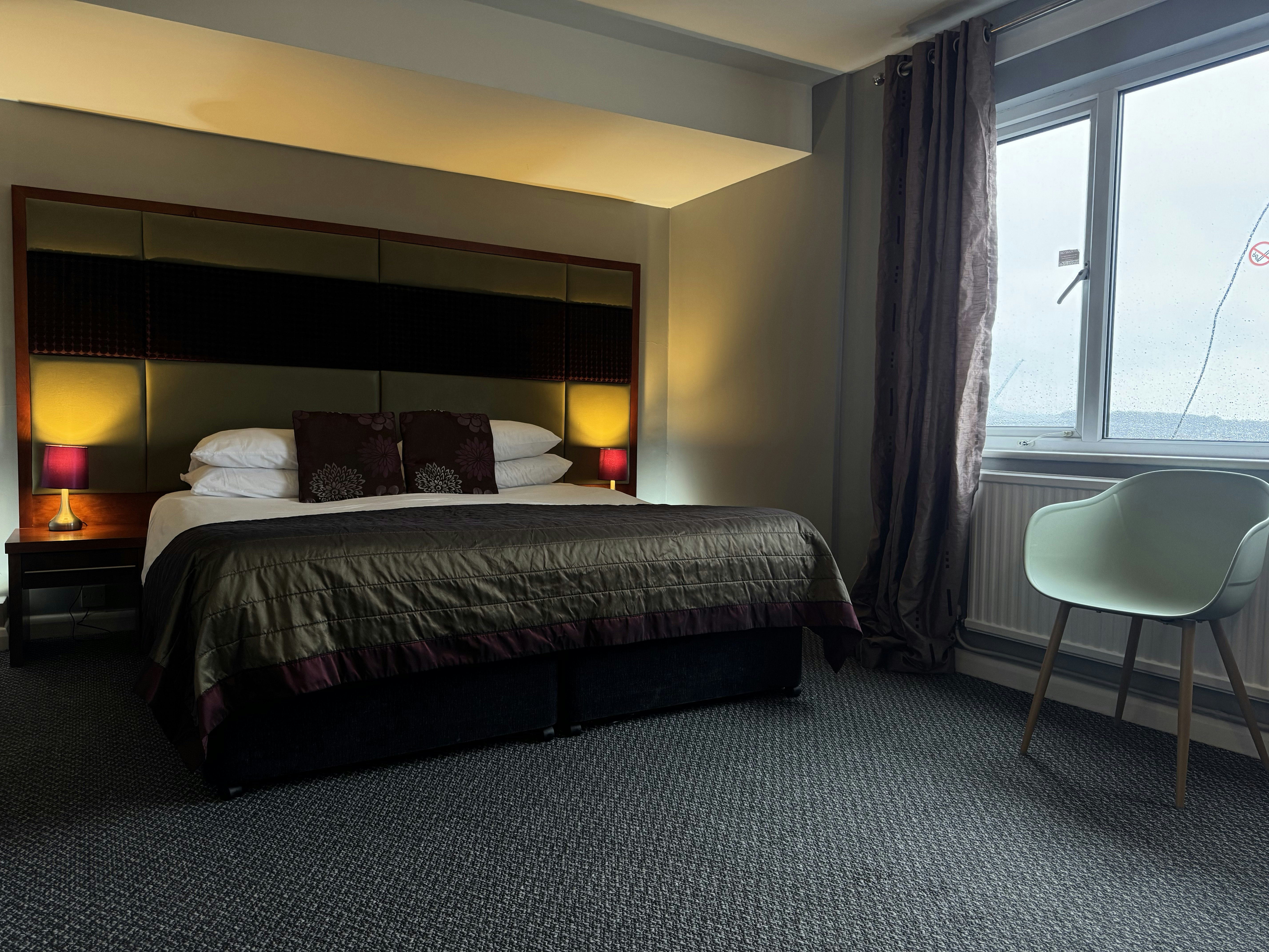 St George Hotel 3/12