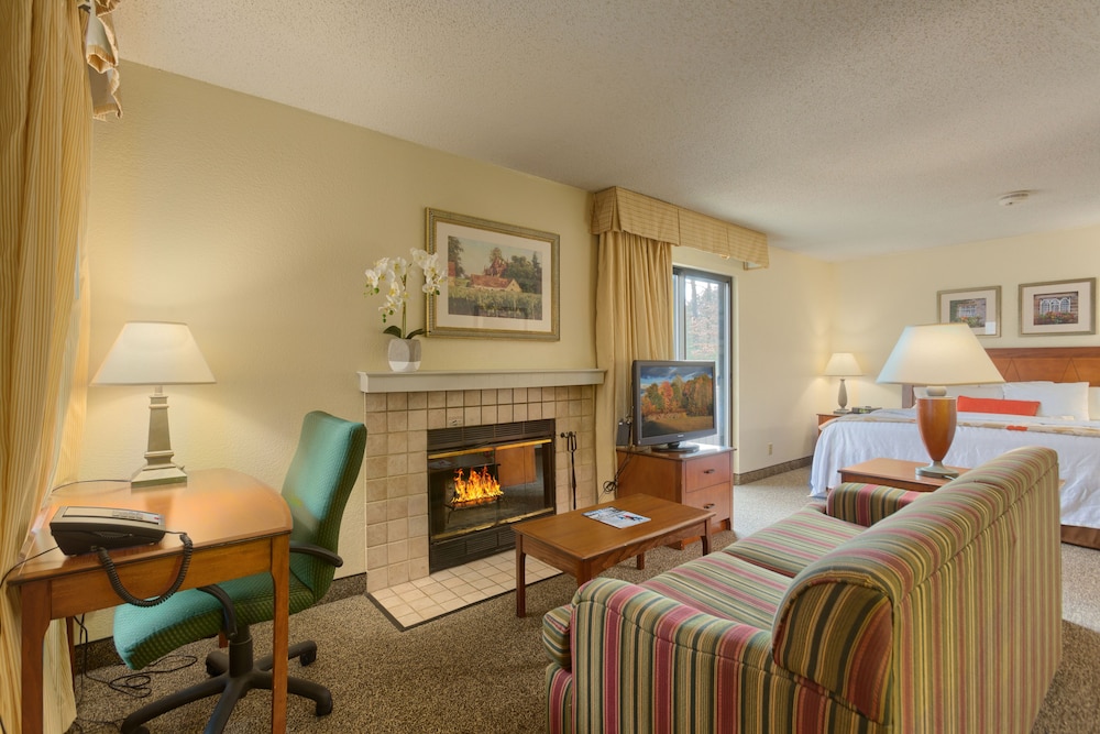Residences at Daniel Webster 31/50