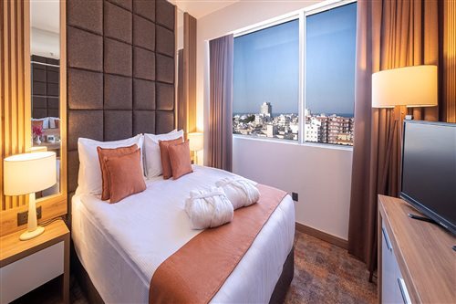 City, Double or Twin Bed