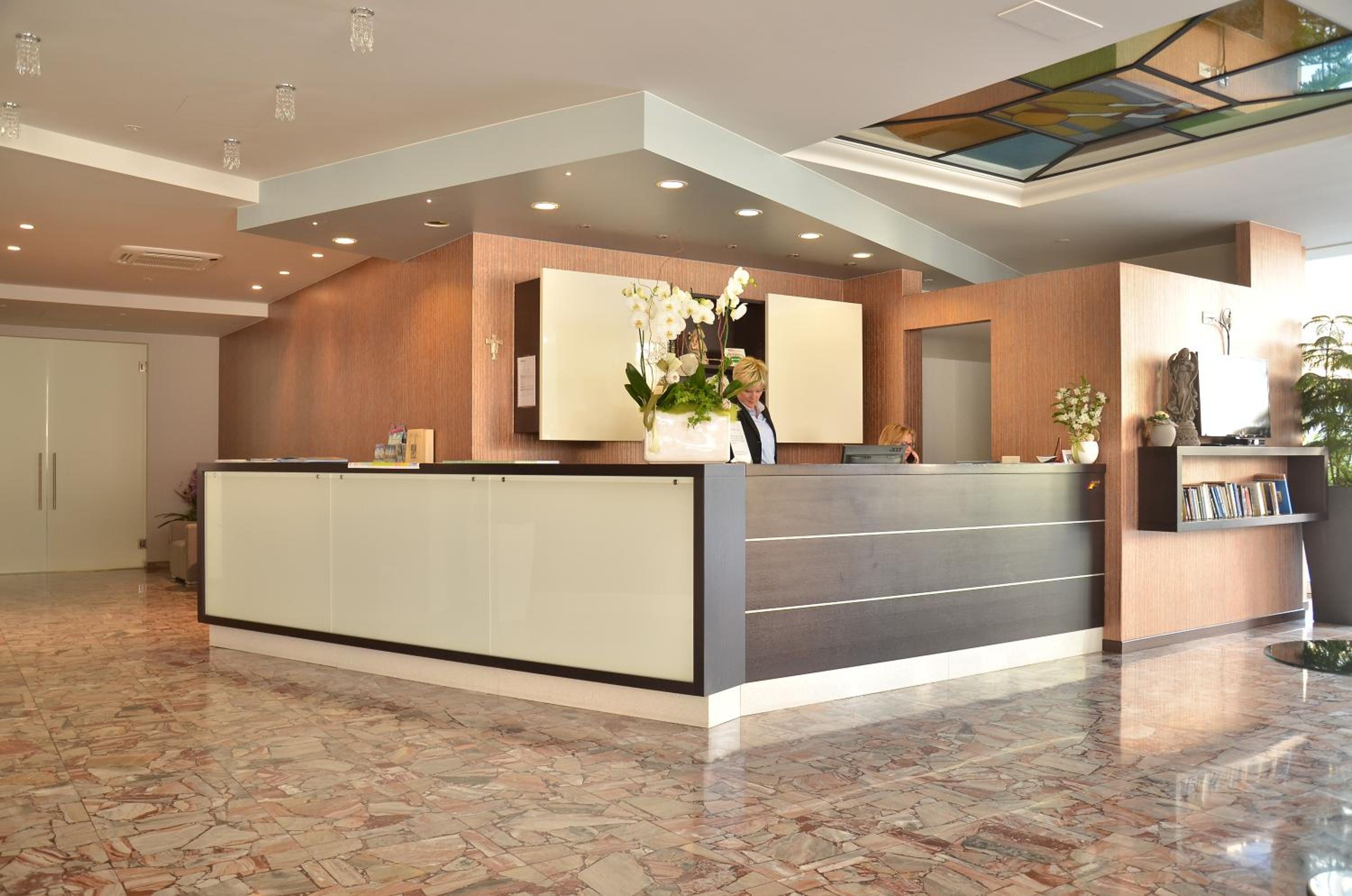 Hotel Amburgo 6/50