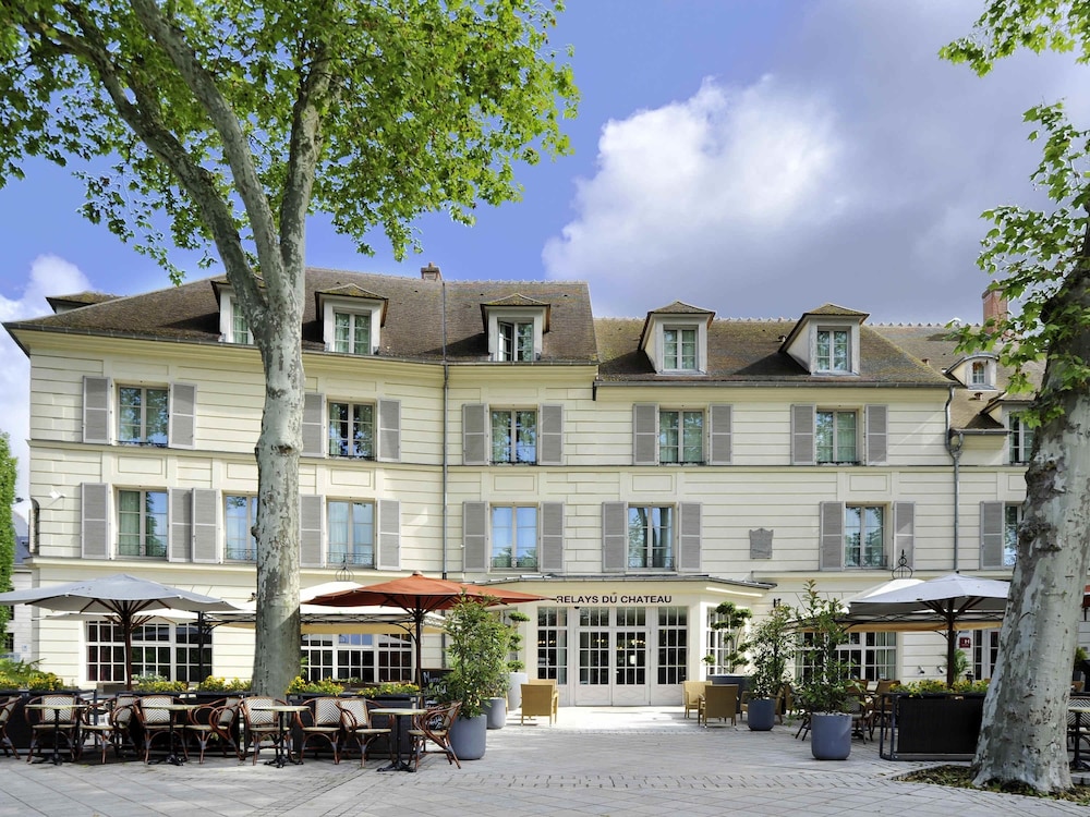Mercure Rambouillet Relays du Chateau 5/79