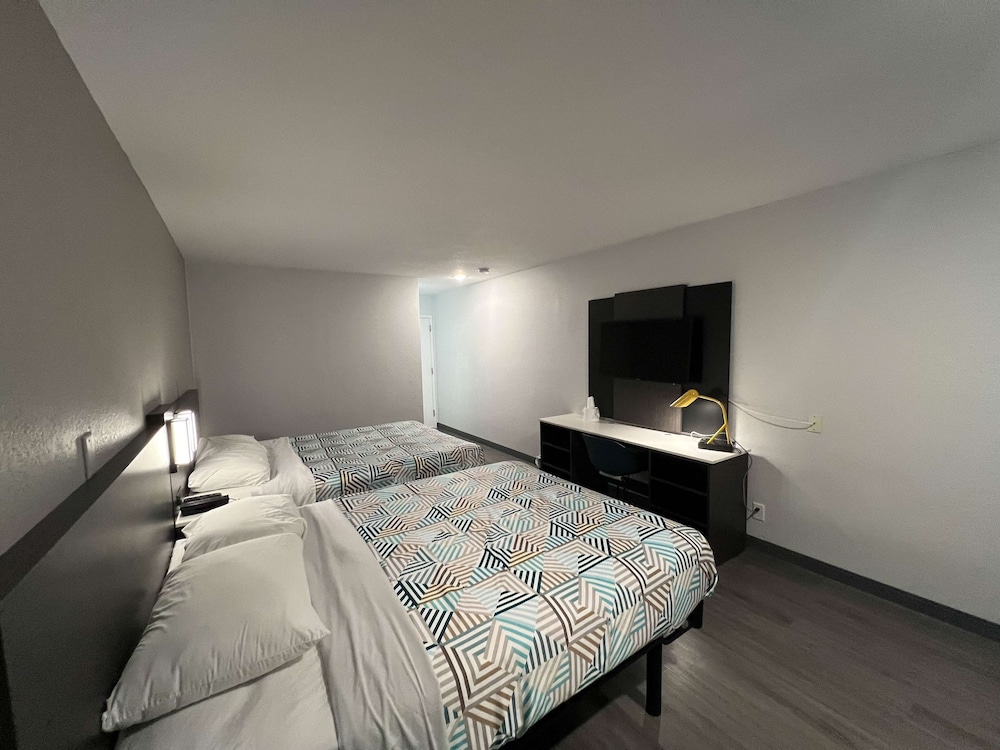 Motel6 Altoona, IA - Des Moines East 13/39