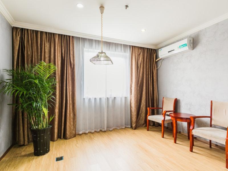 GreenTree Inn Shanghai Huinan Jinghai Road Express Hotel 39/48