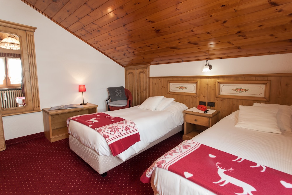 La Vallee Blanche Hotel 39/69