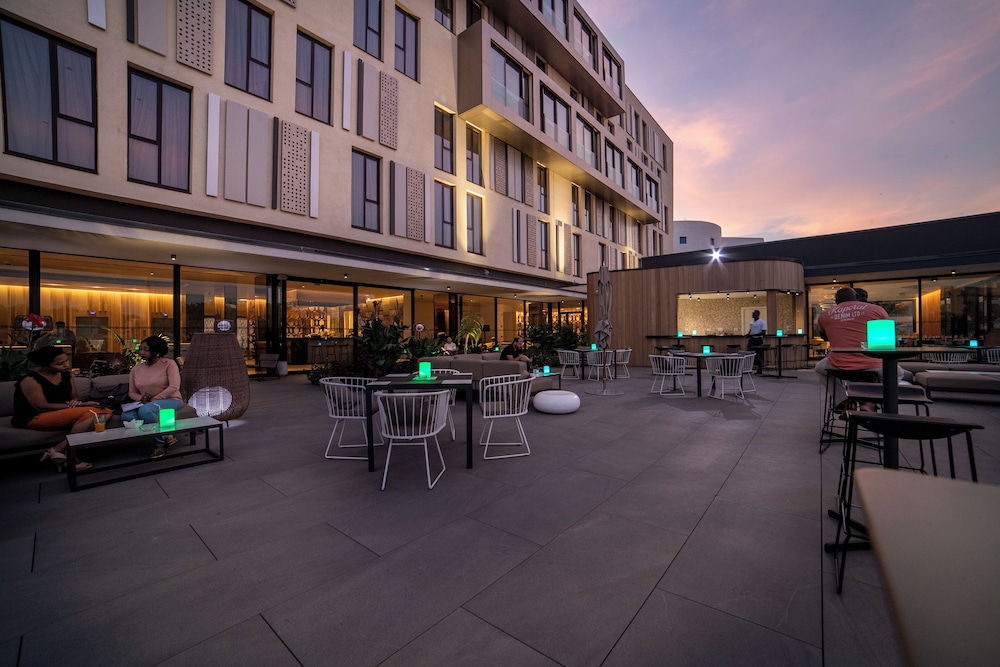 Noom Hotel Niamey 39/50