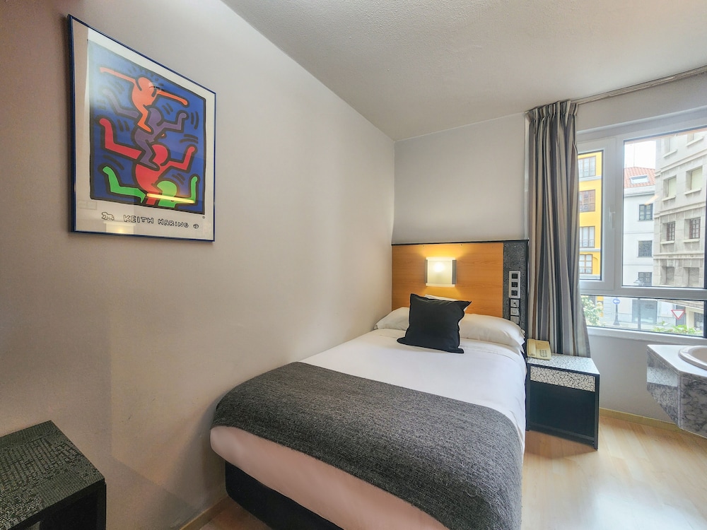 Hotel Faranda Express Pathos Gijon, Ascend Hotel Collection 15/48