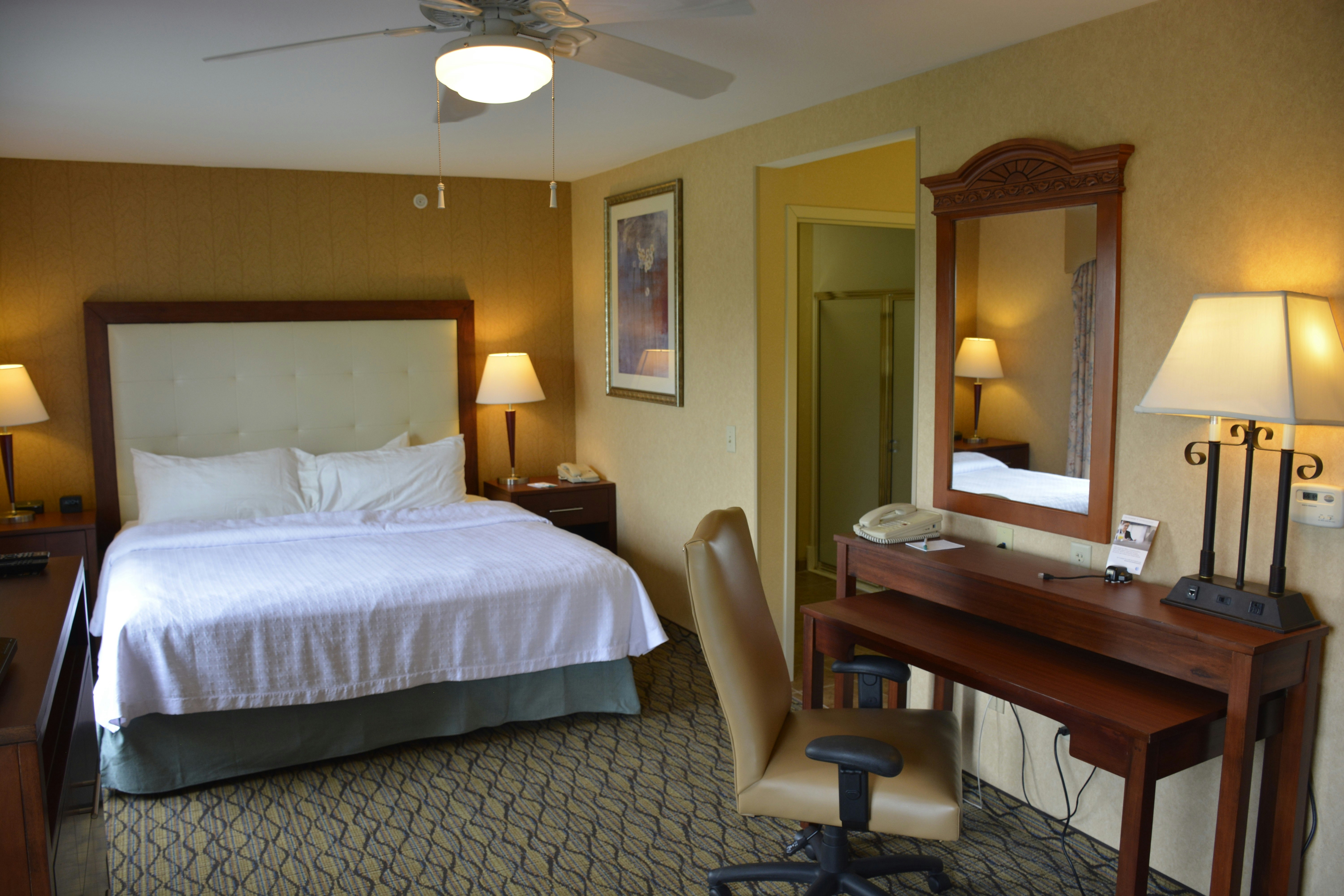جناح استوديو بسرير كينج، Homewood Suites by Hilton Brighton 2/3