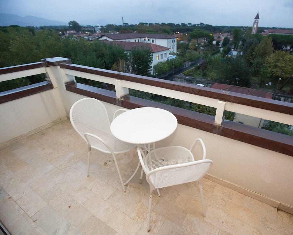 Mondial Resort And Spa 63/74
