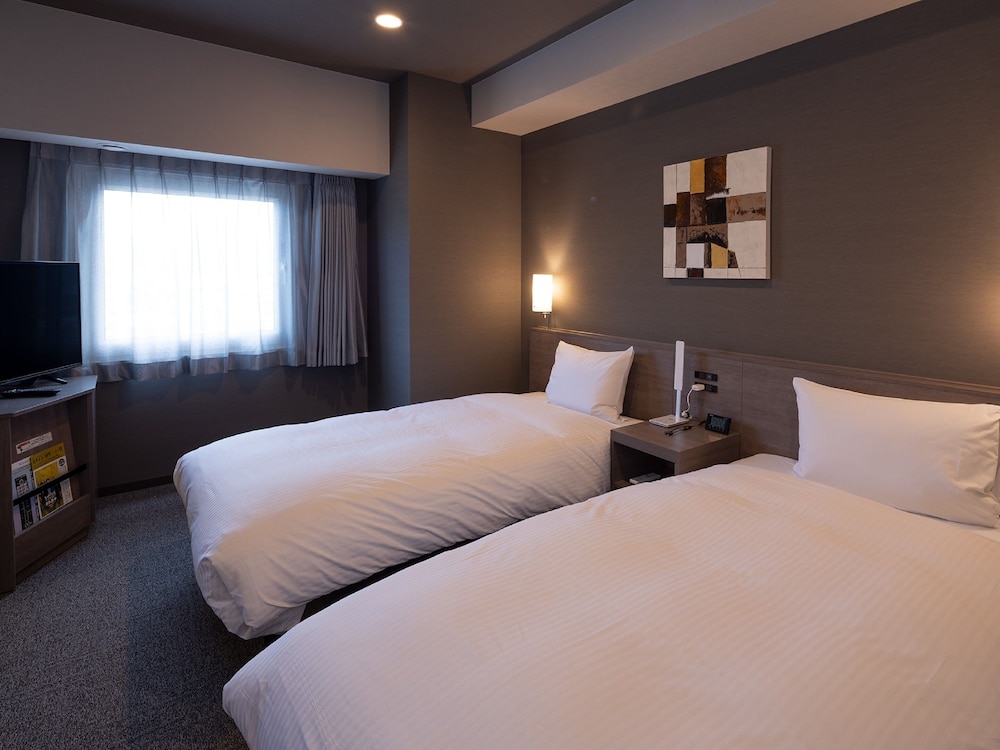 Hotel Route Inn Kinokawa 6/24