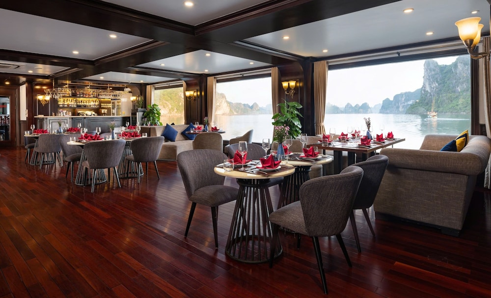 Rosa Cruise Halong 29/50