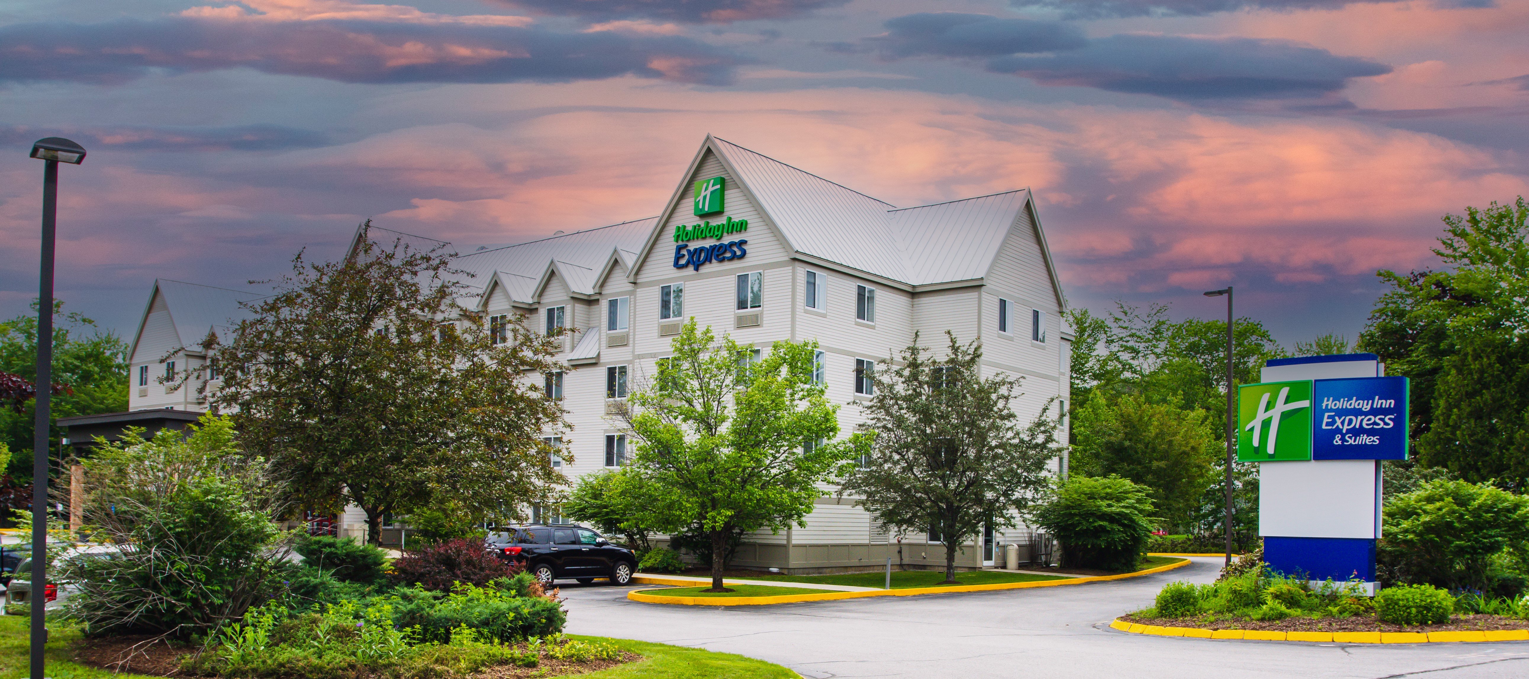 Holiday Inn Express & Suites Lincoln East - White Mountains 6/47