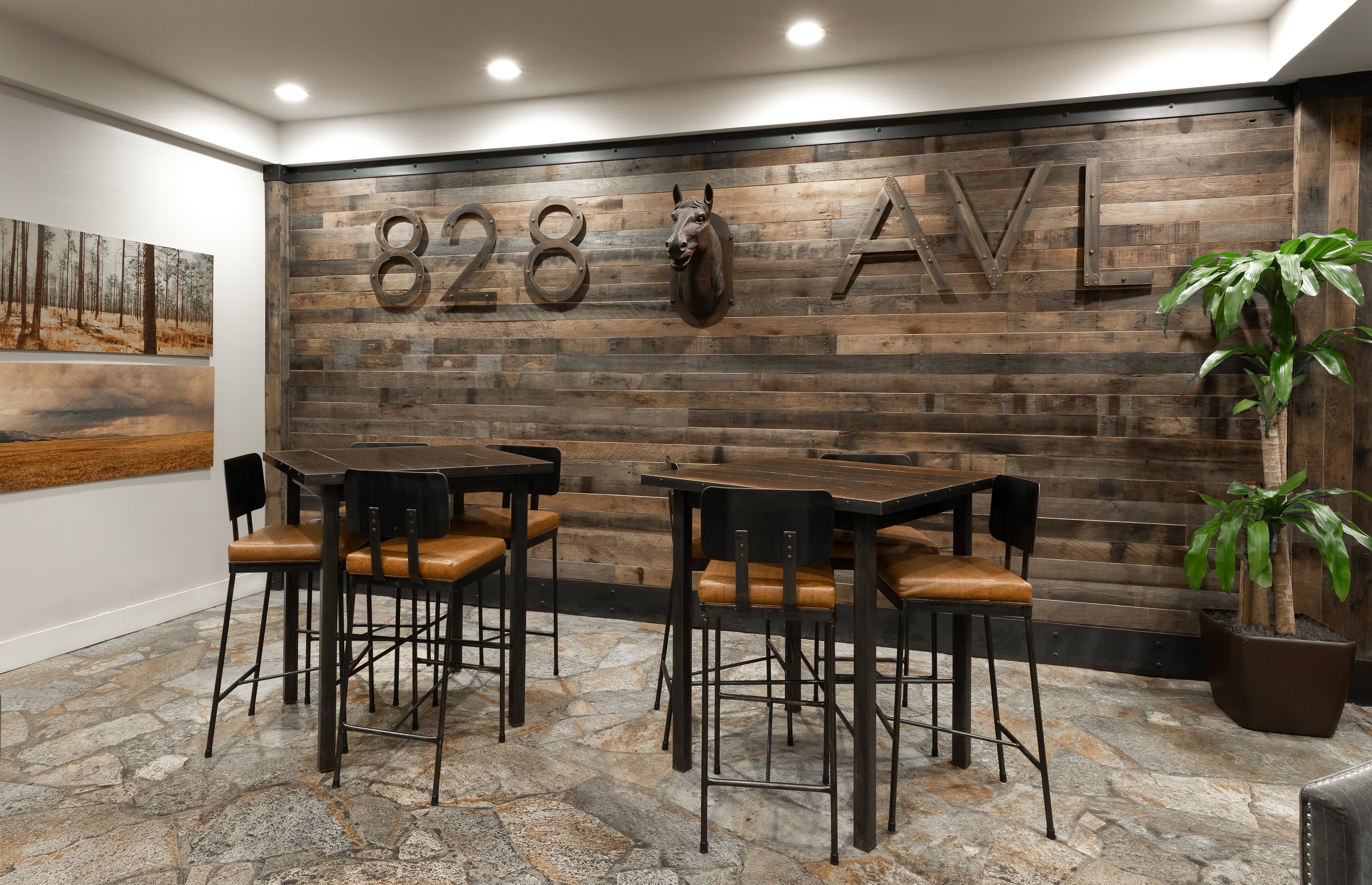 Crowne Plaza Resort Asheville 50/70