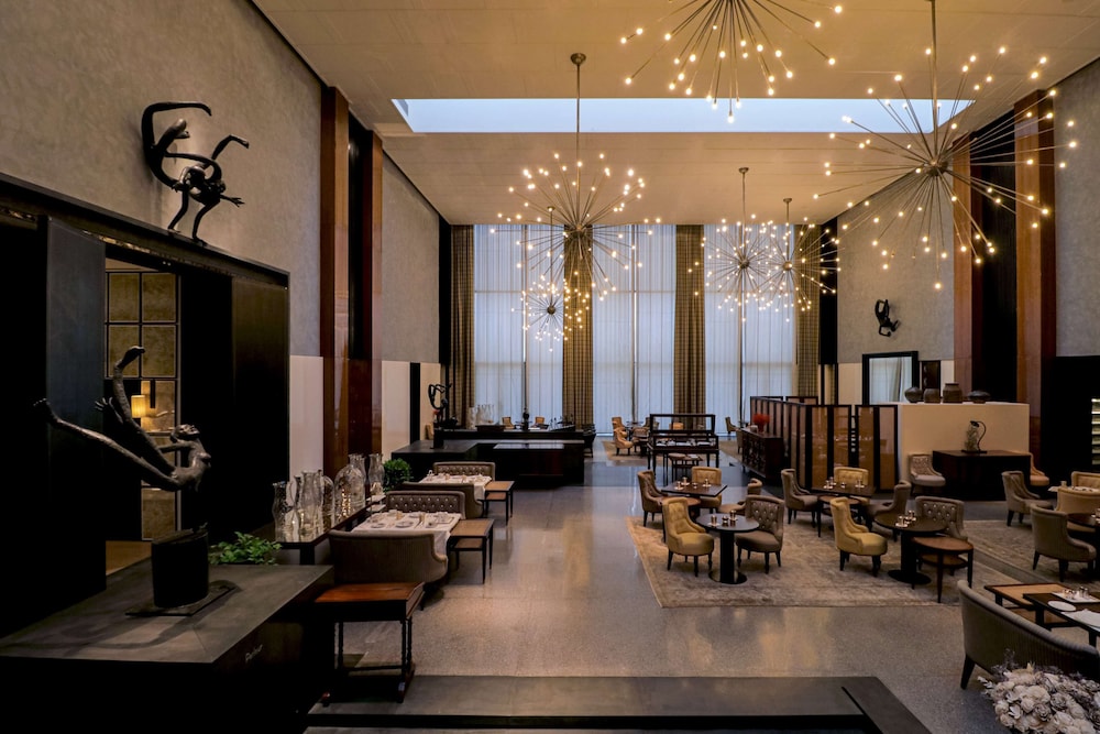 Grand Hyatt Gurgaon 31/48