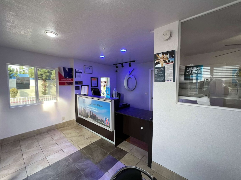 Lobby at Motel6 Orange, CA - Anaheim, ORANGE - CA