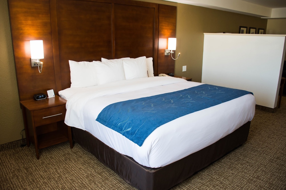 SUITE, 2 QUEEN BEDS