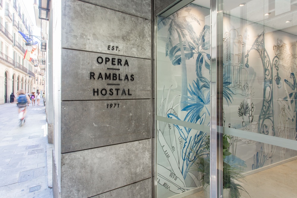 Hostal Opera Ramblas 20/38