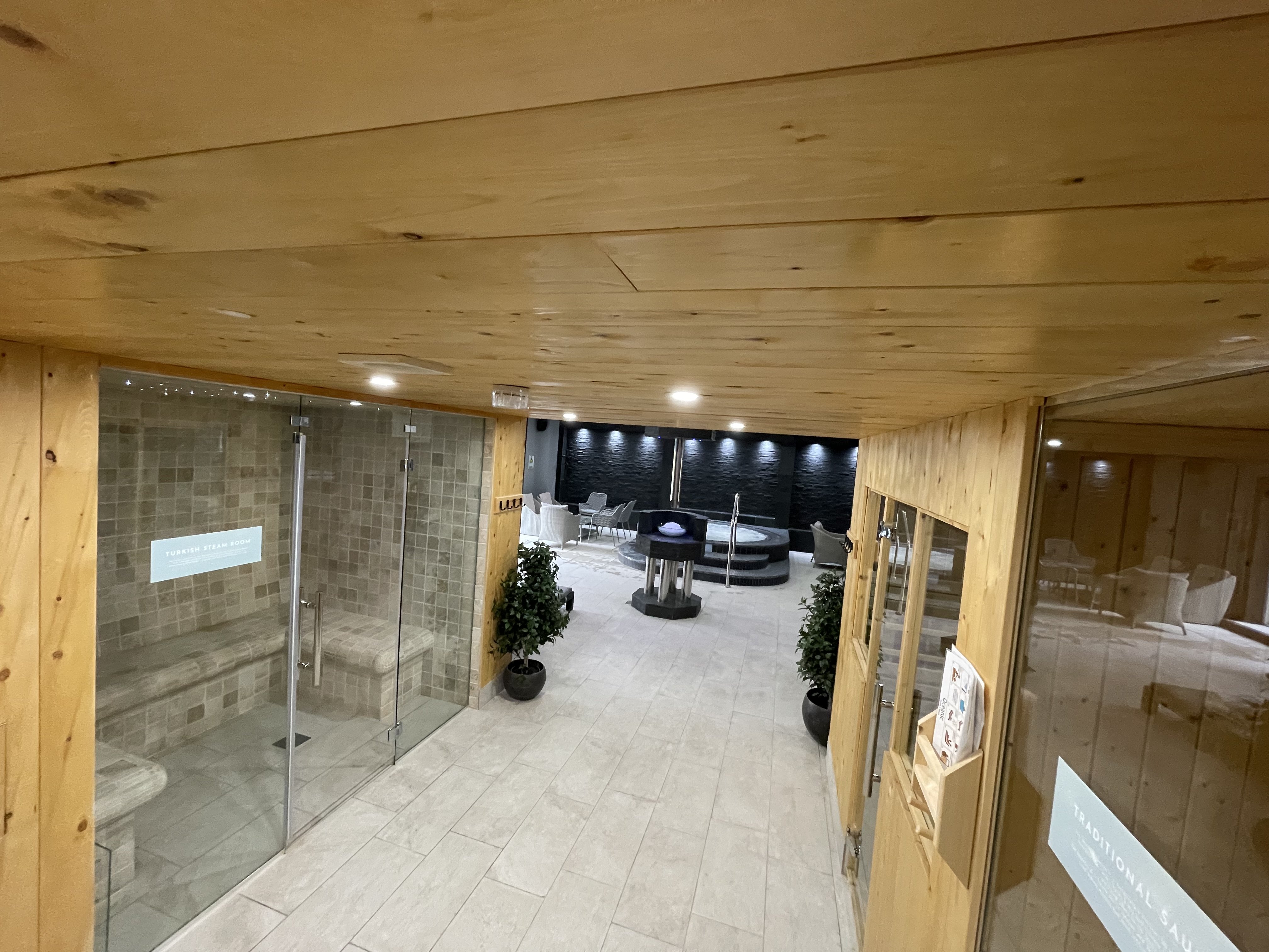 Comis Hotel and Golf Resort 23/50