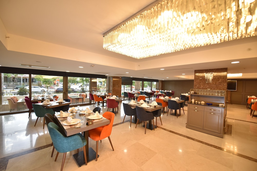 New Karaman Hotel 35/47