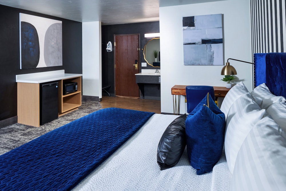 Manhattan, Suite, King Bed