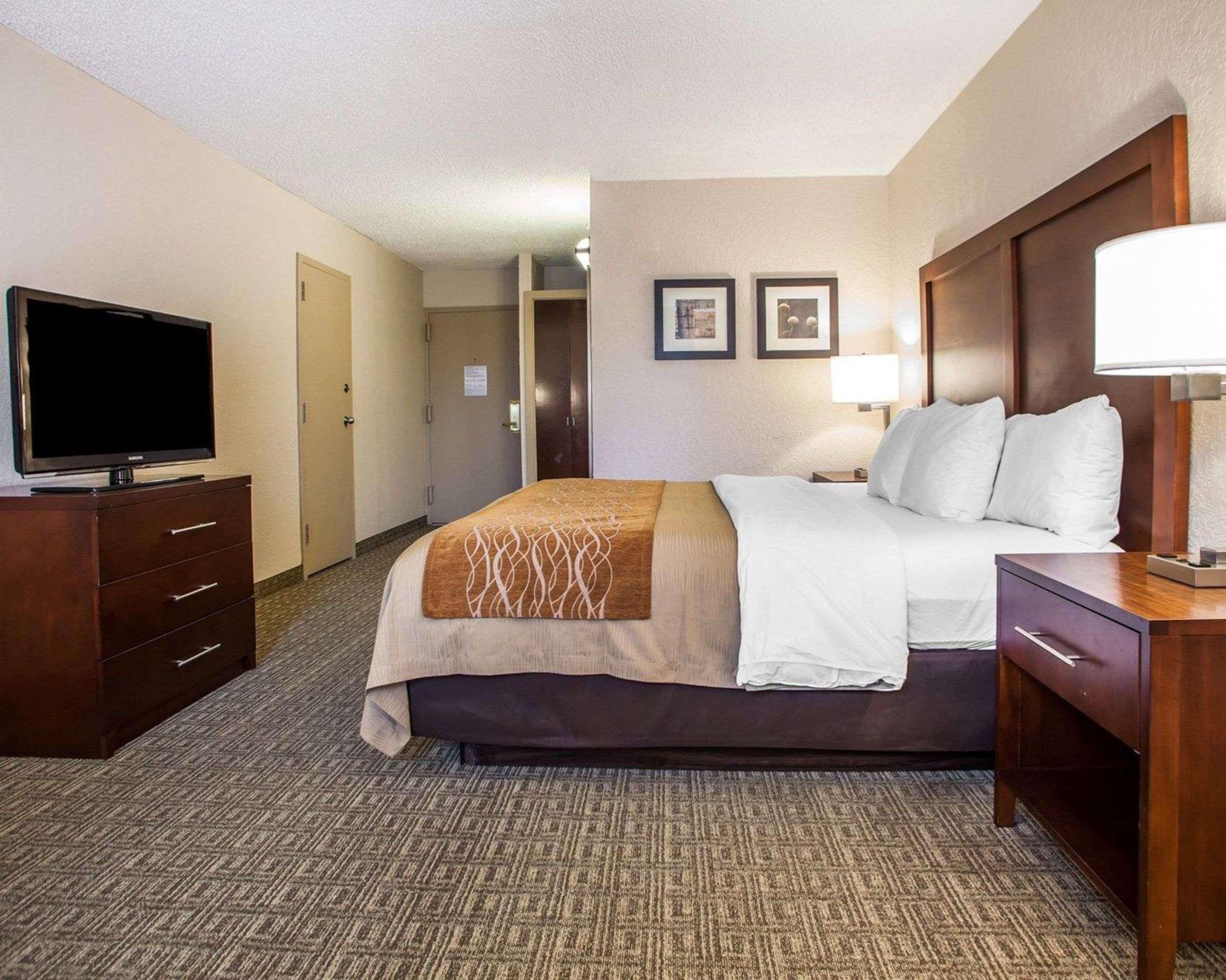 غرفة بسريرين كوين، Comfort Inn St. Louis - Westport Event Center 5/6
