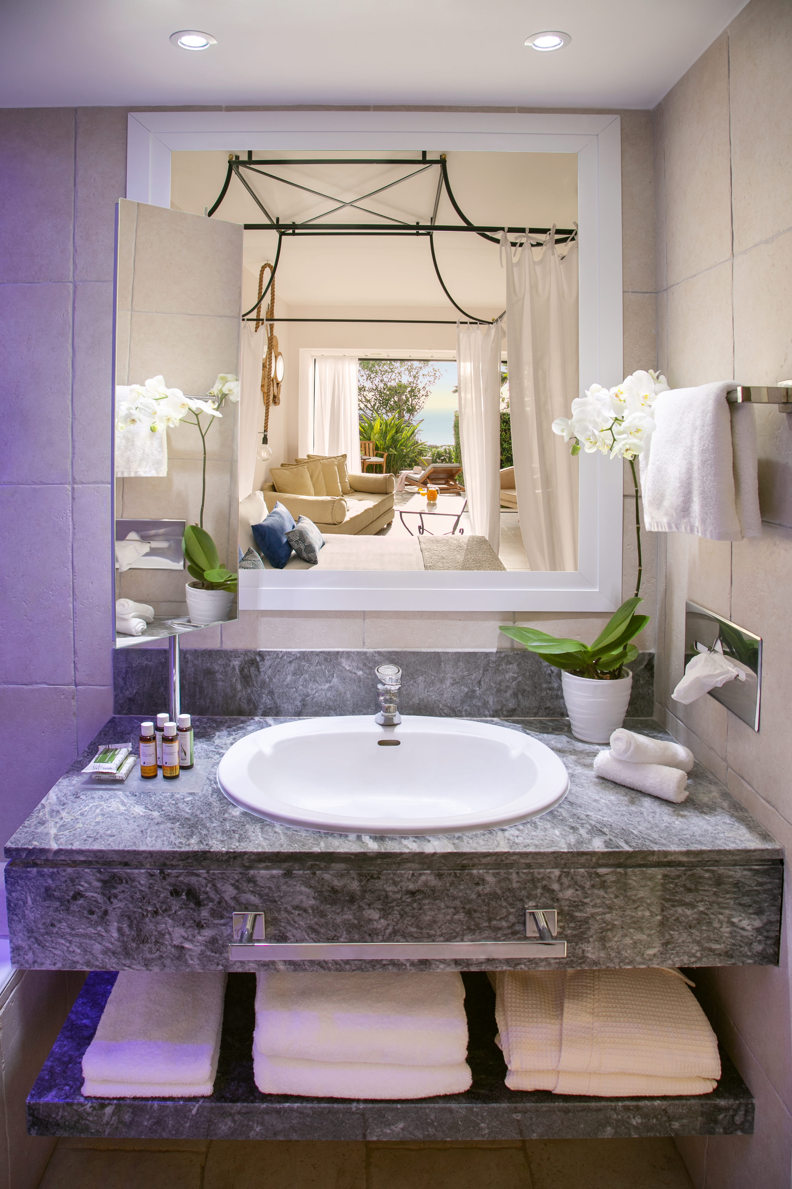 Junior Suite - Garden Area - Sea View