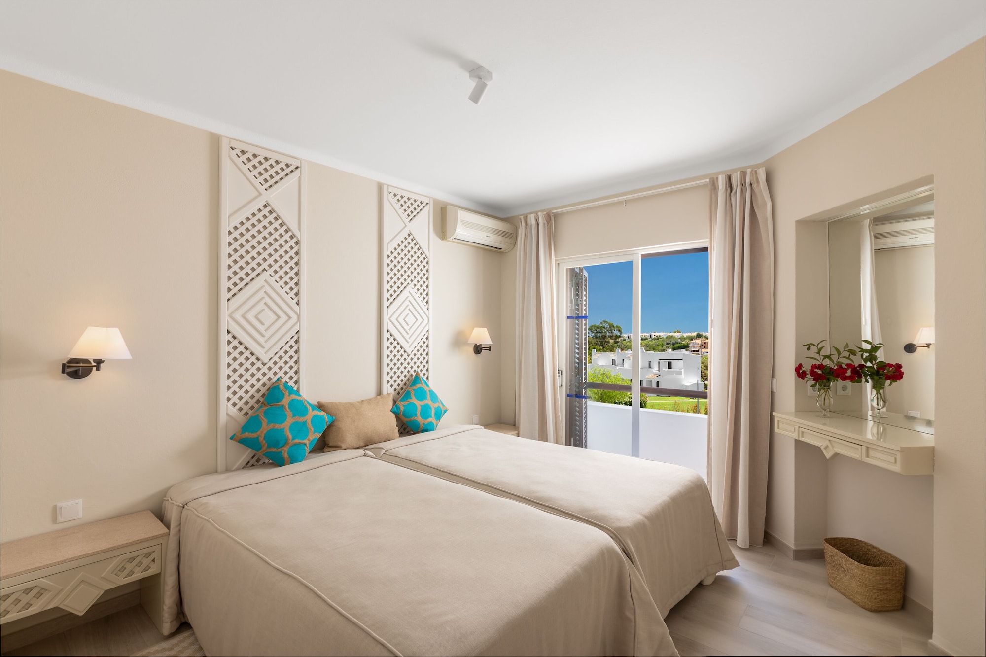 1 BEDROOM, PREMIUM, APARTMENT