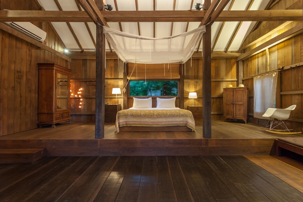 Sala Lodges 26/50