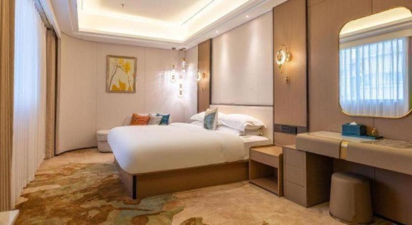 Chaozhou Hotel 27/49