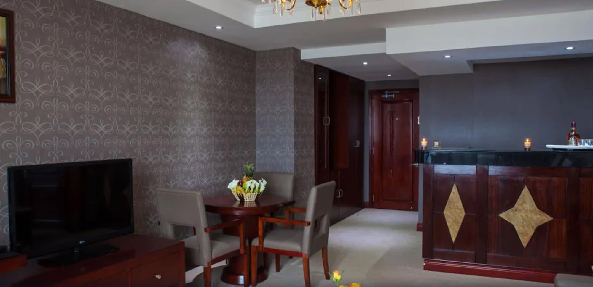 Executive Suite