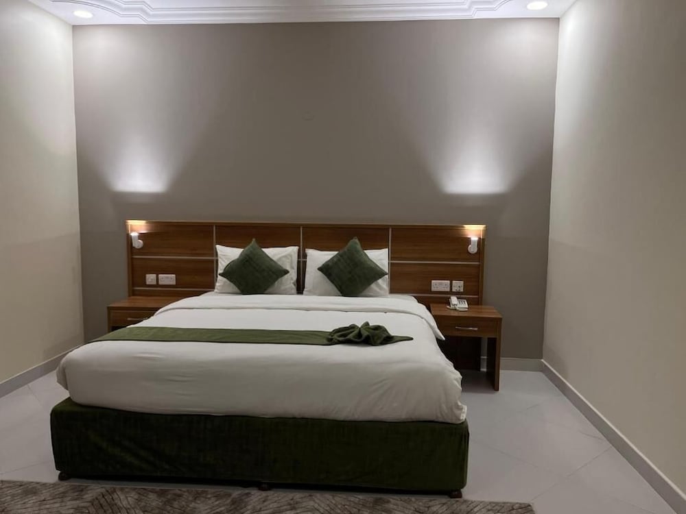 Muscat Hills Hotel 18/63