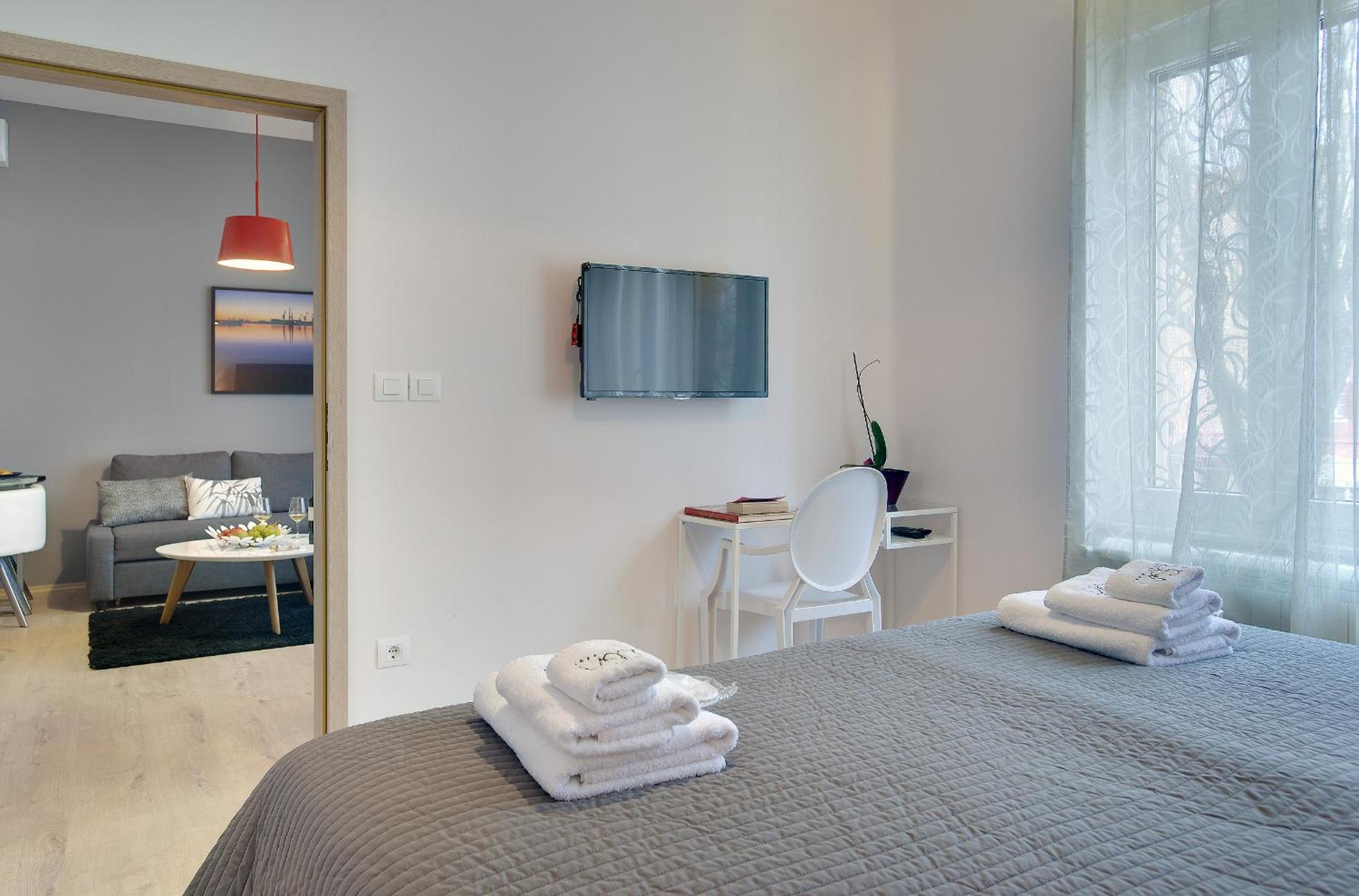 1 Bedroom, Apartment