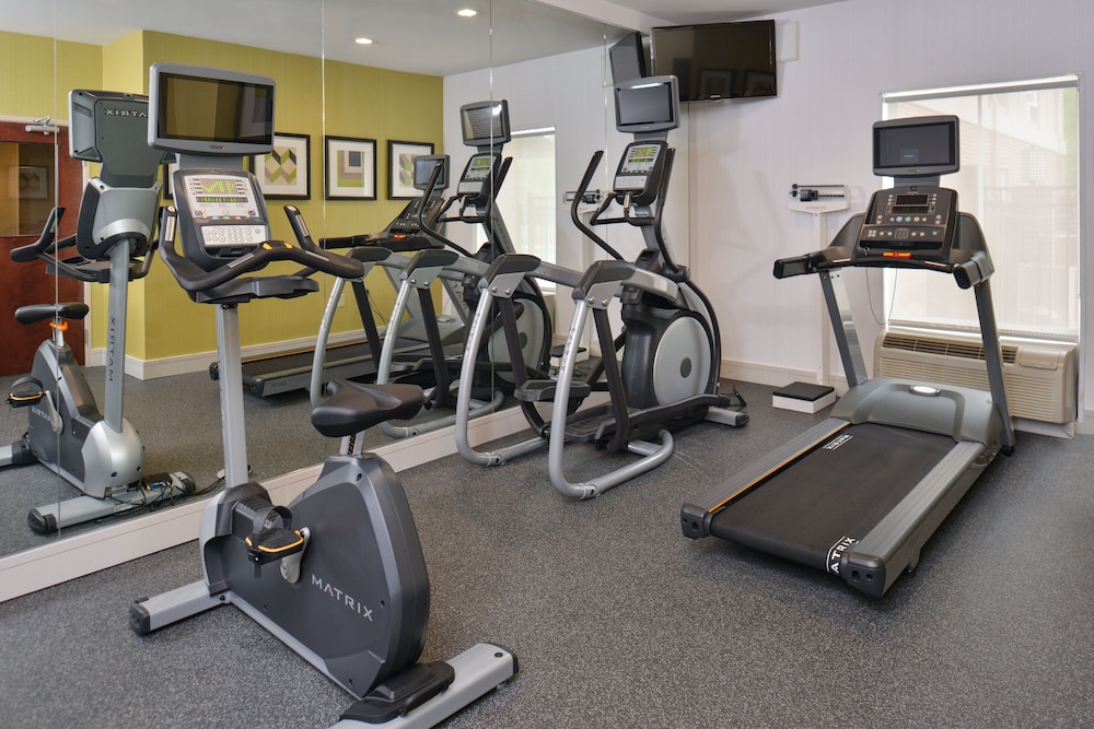 Holiday Inn Express Hotel And Suites Lafayette 20/49