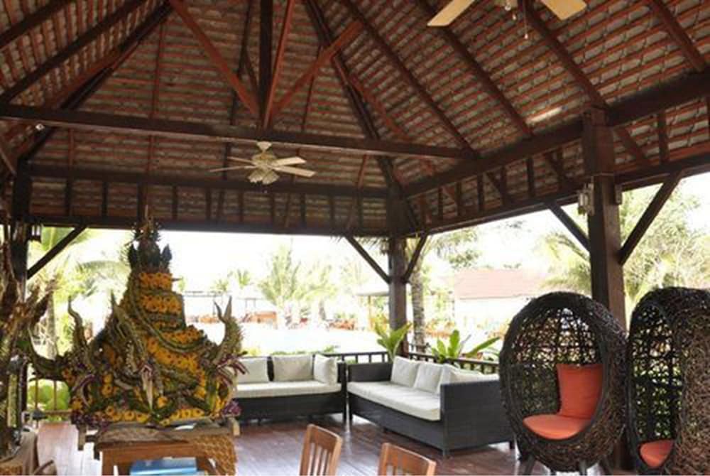 Nakara Long Beach Resort 9/50