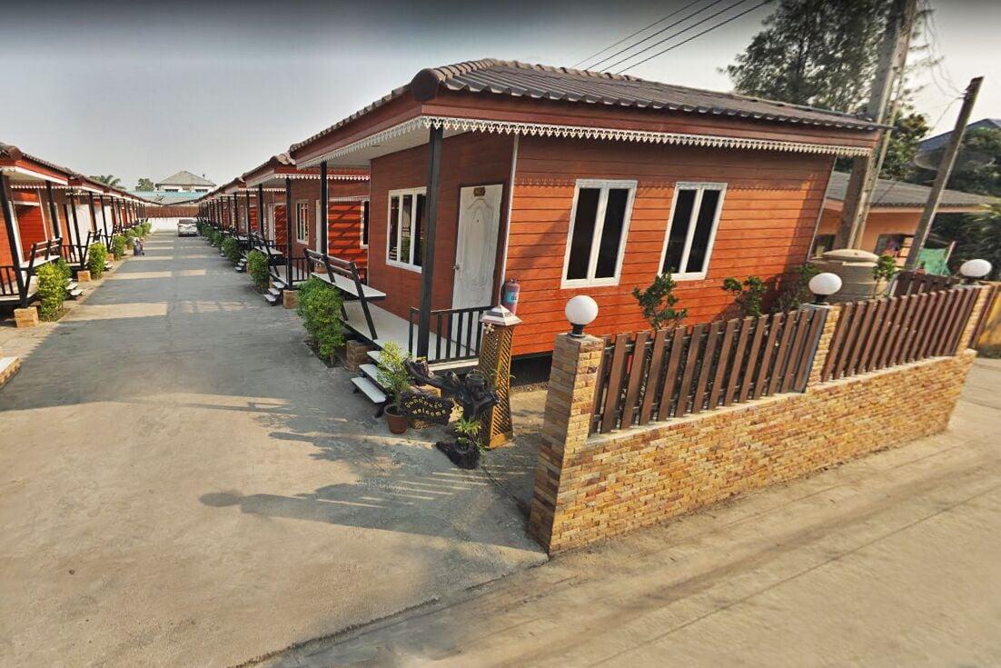 OYO 1166 Train Way Resort 7/36