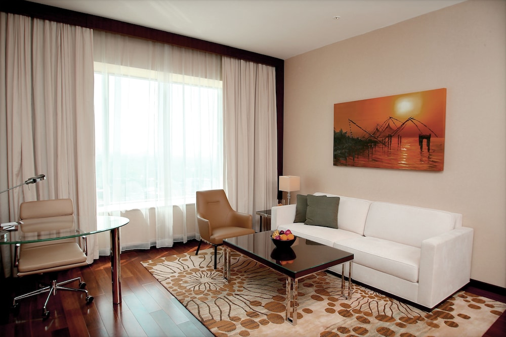 KOCHI MARRIOTT HOTEL 34/52